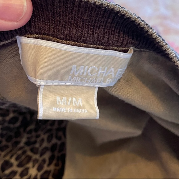 Euc silk Michael Kors leopard print snap up cardigan size medium - Picture 6 of 6